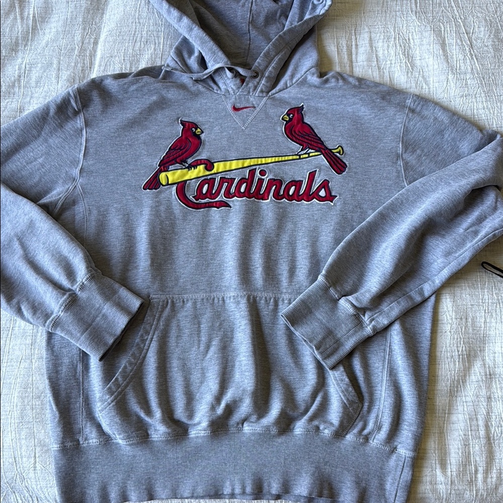 Nike‎ Gray Men's Cardinals Sweater sz Medium